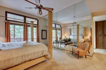 Explore Crystal Springs Arkansas with Lake Ouachita Vacation Realty
