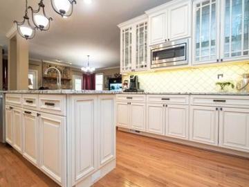 Custom Kitchen Cabinets Etobicoke