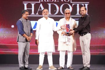 Dr Durga Shankar Dhillan awarded For Best orthopedic doctor in kota