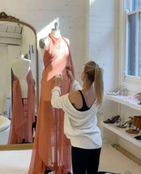 How Fashion Designing Courses Develop Creative Skills