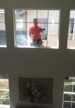 Disappearing Screens Near Anaheim