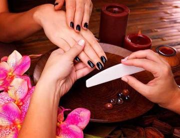 Premium Nail Salon in Chandigarh for Stunning Nail Transformations
