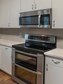 White Quartz Suppliers and manufacturers, Quartz Wholesalers in India