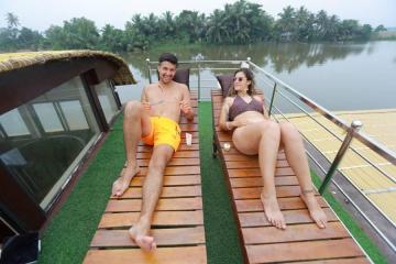 Book Premium Luxury Houseboat in Alleppey | India Vacationz