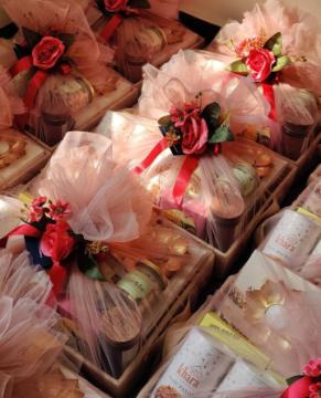 Customized Gifts in Hyderabad - Thedandelionwish