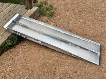 Aluminum wheelchair ramps