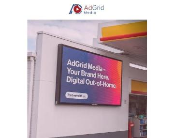 Weatherproof Outdoor Digital Display Boards for Dynamic Advertising