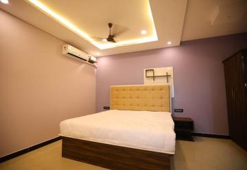 Best Hotel Rooms in Pollachi for Family | Canalway Inn