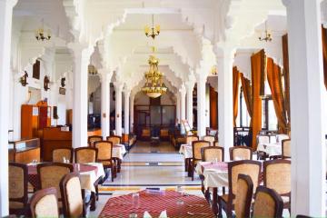 Book MPT Sheesh Mahal Orchha - MPTDC - Asia - Hotels & Resorts.