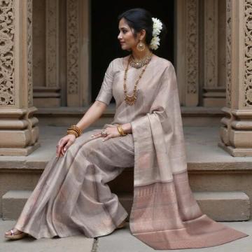 How to Keep Soft Silk Sarees Wrinkle-Free in Saudi Arabia Climate