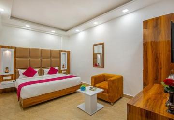 Best Hotel near Karol Bagh Metro Station