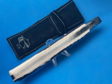 Showcasing the Exquisite Dolphin Stag Mariano Switchblade