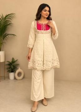 Off White Embroidered Kurta Set | Under 2000 Rs. 1699