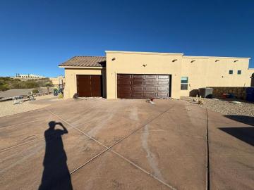 J Evolution Construction LLC