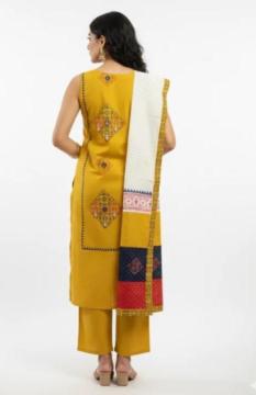 Mustard Yellow Women’s Ethnic Wear – Printed suit set at ₹1999