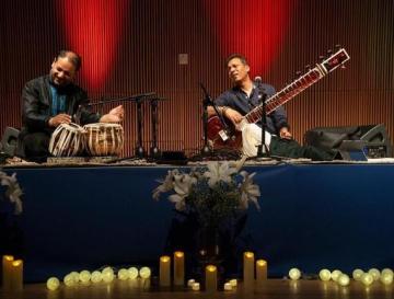 Looking for a Professional Sitar Artist? Book Hidayat Husain Khan for Live Performances