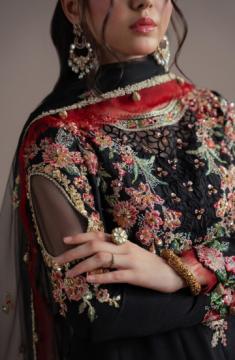 NYRA – Pret Collection Elvin - Shop Now | Fabiha Fatima