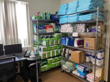 Diapers, briefs and pads for Seniors