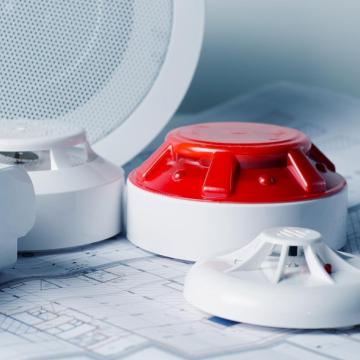 Emergency Exit Lights Supplier in Abu Dhabi | Global Alarms