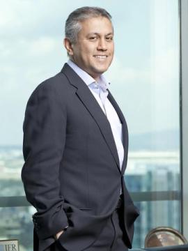 Corporate Portrait Photography in Mumbai | Professional Headshots