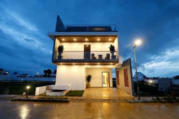 Breeze Park: Spacious Triplex Villas with Green Living