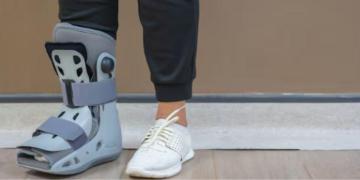 Smart Lightweight Artificial Leg Solutions for Enhanced Stability