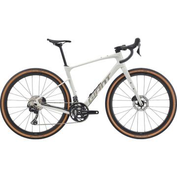 2026 Giant Revolt Advanced 0 Road Bike (BORNEOBIKESHOP)