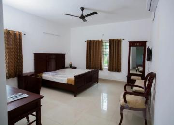 Best Family Villa Stays near ECR Chennai | Lush Garden