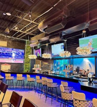 Restaurant with live music in Sterling, VA