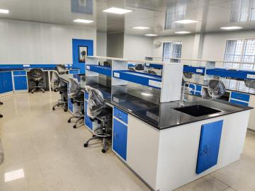 Laboratory Furniture Manufacturer in Bangalore: Customized Solutions for Modern Laboratory Spaces