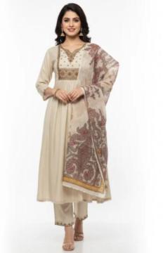 Beige Women’s Kurta Set – Soft neutral Indian wear at ₹1999
