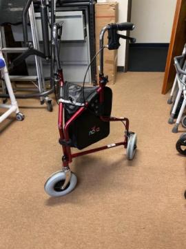 Rolling walker with a seat for Seniors