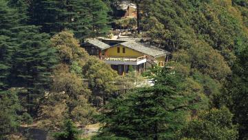 Luxury Villas For Rent In Mussoorie | Scenic 3 BHK Villa
