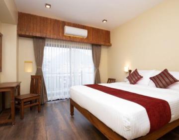 Looking for the Best Hotel near Karol Bagh Metro Station?