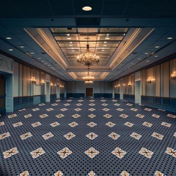 Custom Rugs Carpets Wholesaler in India, Customized Rugs Designer in India