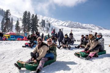 Kashmir Tour Package