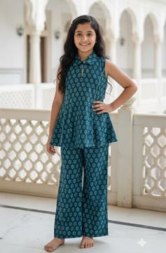 Casual Wear for Girls – Comfortable, Stylish & Perfect for Everyday