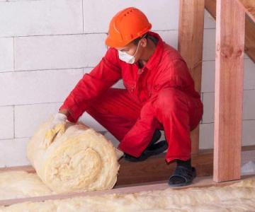 Experienced Spray Foam Insulation Removal Expert for UK Homes!
