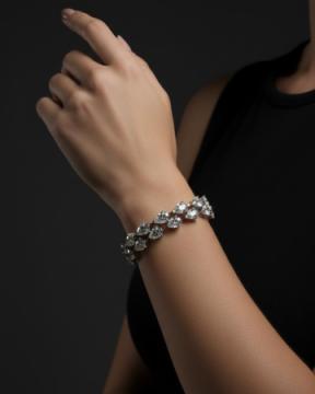 Luxury Hirvagems Pear-Cut Moissanite Tennis Bracelet in 14K Rose Gold