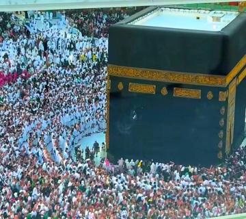 Deluxe Umrah Package – 6 Nights Stay with Premium Services