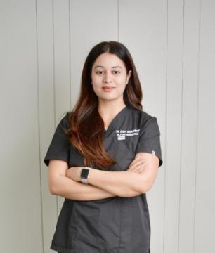 Shoulder Pain Consultation in Prahladnagar Ahmedabad – Dr. Selvi Khajanchi