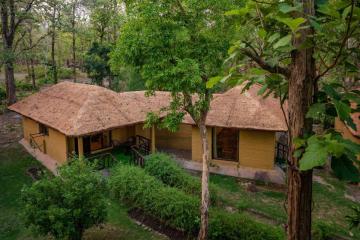 Bijrani Zone Stay Jim Corbett | Jungle Cottages