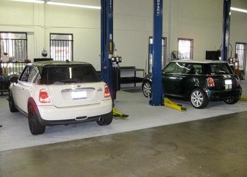 Orange MINI Cooper Service Shop